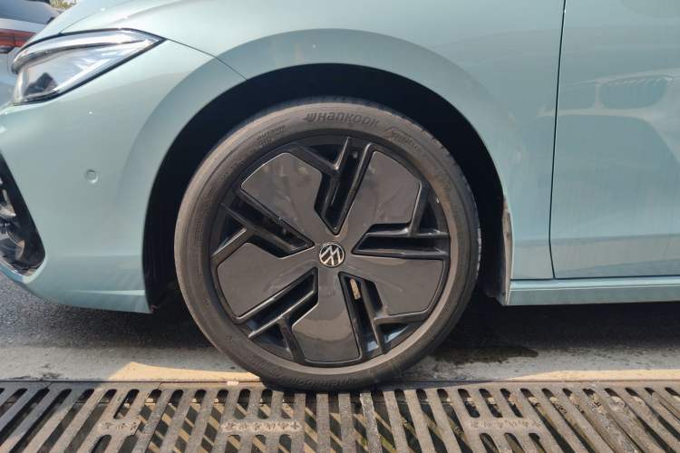 Used Volkswagen Passat 2025 Pro 380TSI Starry Dragon Luxury Edition Left Front Wheel Hub