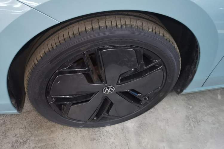 Used Volkswagen Passat 2025 Pro 380TSI Starry Dragon Luxury Edition Left Front Wheel Hub