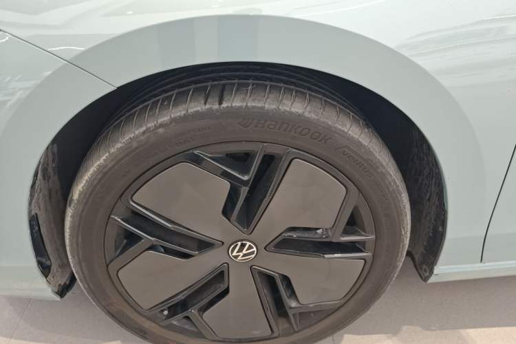Used Volkswagen Passat 2025 Pro 380TSI Starry Dragon Luxury Edition Left Front Wheel Hub