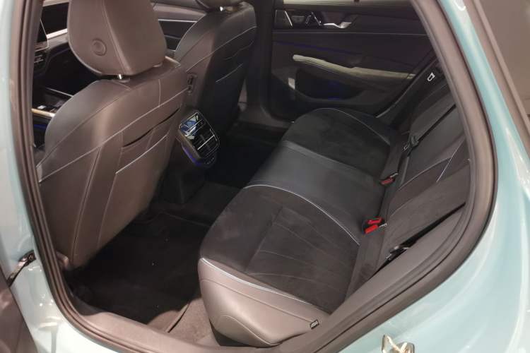 Used Volkswagen Passat 2025 Pro 380TSI Starry Dragon Luxury Edition Left Rear Seat