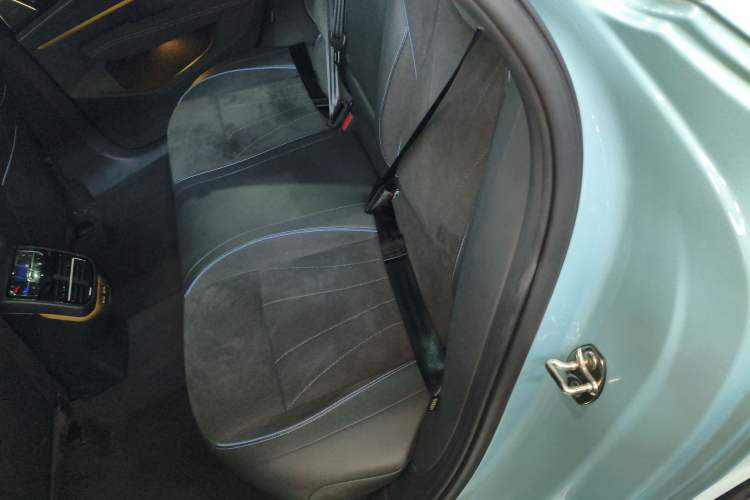 Used Volkswagen Passat 2025 Pro 380TSI Starry Dragon Luxury Edition Left Rear Seat