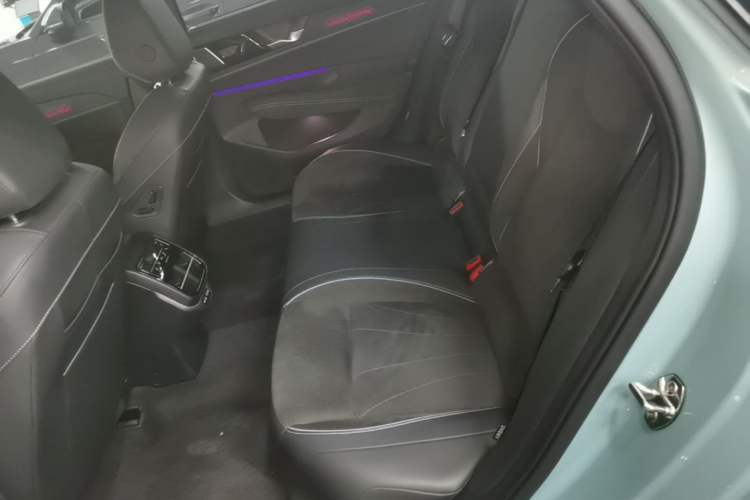 Used Volkswagen Passat 2025 Pro 380TSI Starry Dragon Luxury Edition Left Rear Seat