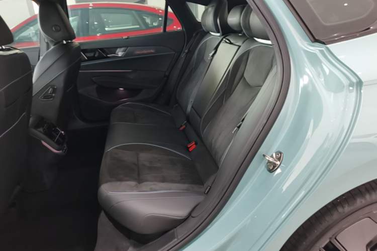 Used Volkswagen Passat 2025 Pro 380TSI Starry Dragon Luxury Edition Left Rear Seat