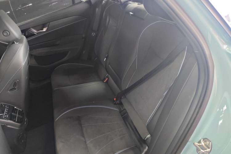Used Volkswagen Passat 2025 Pro 380TSI Starry Dragon Luxury Edition Left Rear Seat