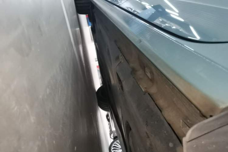 Used Volkswagen Passat 2025 Pro 380TSI Starry Dragon Luxury Edition Left Side Sill