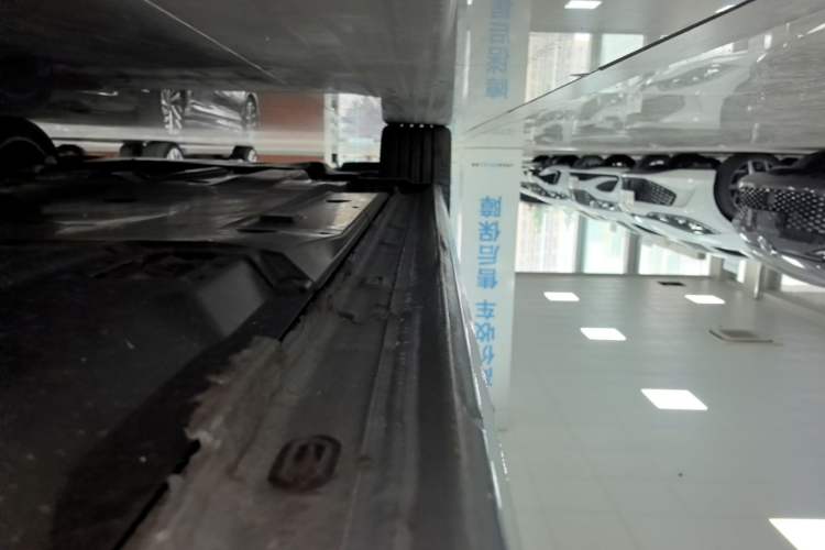 Used Volkswagen Passat 2025 Pro 380TSI Starry Dragon Luxury Edition Left Side Sill