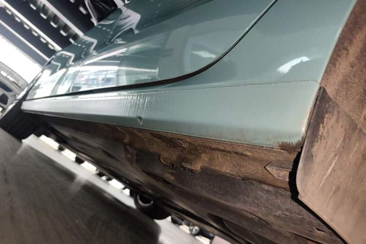 Used Volkswagen Passat 2025 Pro 380TSI Starry Dragon Luxury Edition Left Side Sill
