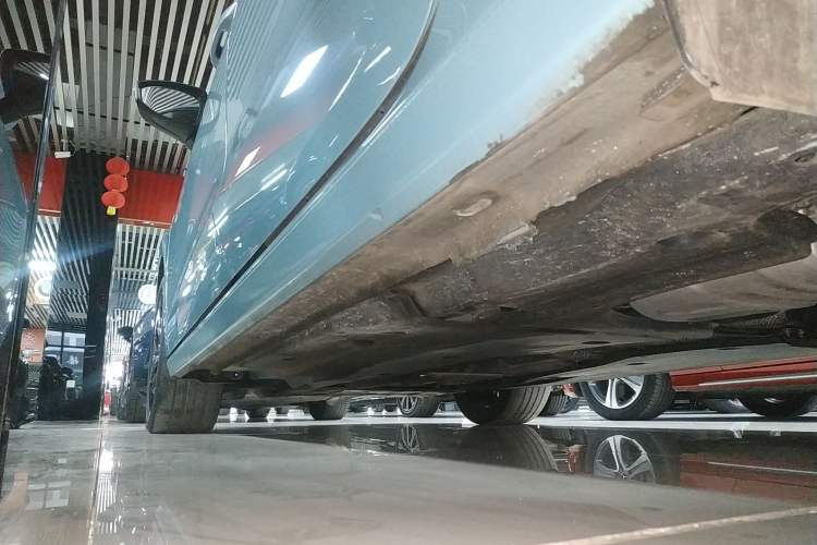 Used Volkswagen Passat 2025 Pro 380TSI Starry Dragon Luxury Edition Left Side Sill