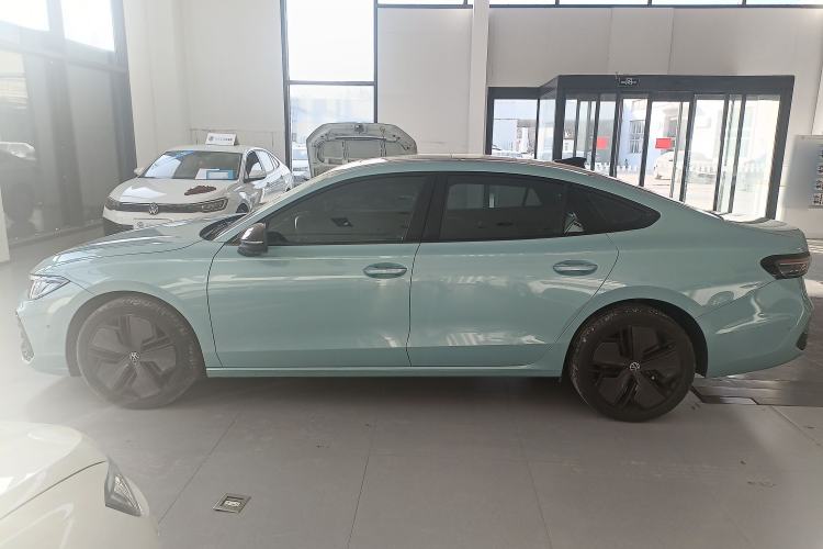 Used Volkswagen Passat 2025 Pro 380TSI Starry Dragon Luxury Edition Left Side