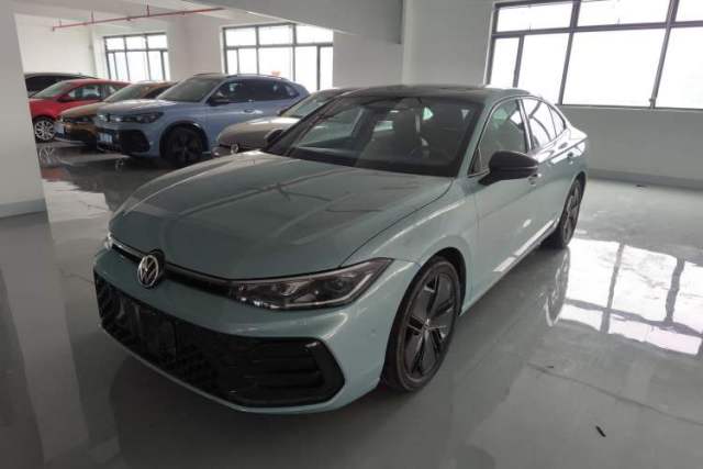Used Volkswagen Passat 2025 Pro 380TSI Starry Dragon Luxury Edition