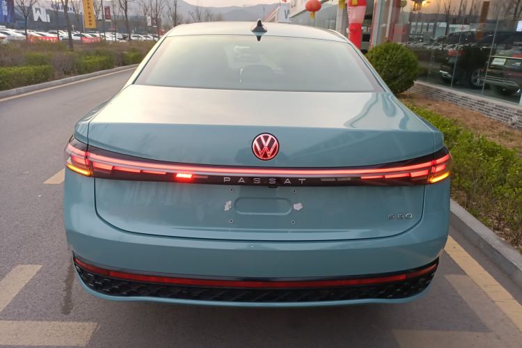 Used Volkswagen Passat 2025 Pro 380TSI Starry Dragon Luxury Edition Rear