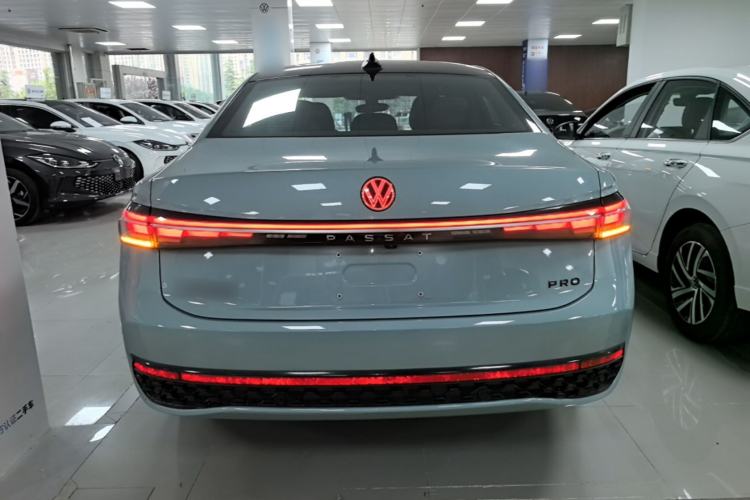 Used Volkswagen Passat 2025 Pro 380TSI Starry Dragon Luxury Edition Rear