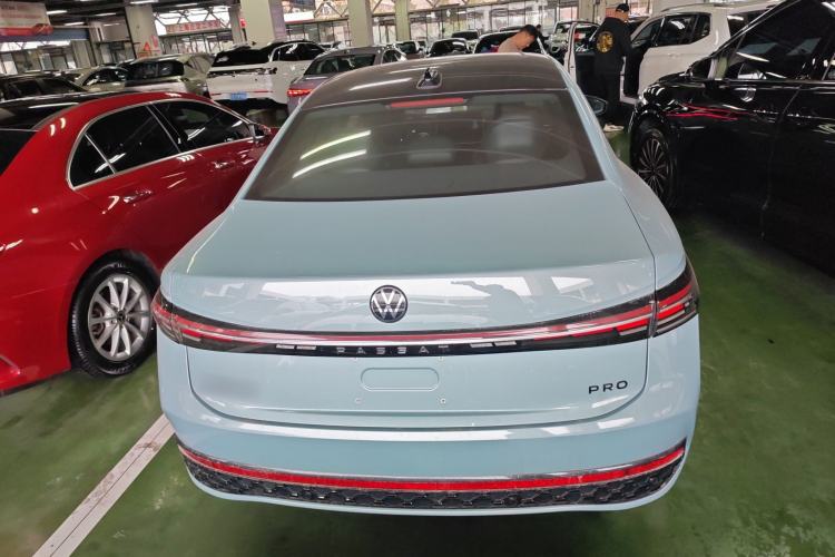 Used Volkswagen Passat 2025 Pro 380TSI Starry Dragon Luxury Edition Rear