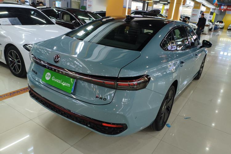 Used Volkswagen Passat 2025 Pro 380TSI Starry Dragon Luxury Edition Rear Right 45 Deg