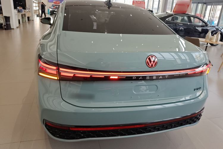 Used Volkswagen Passat 2025 Pro 380TSI Starry Dragon Luxury Edition Rear