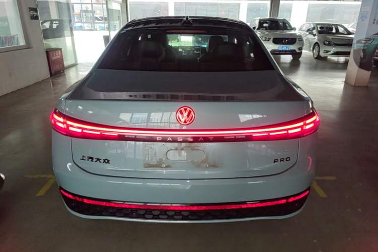 Used Volkswagen Passat 2025 Pro 380TSI Starry Dragon Luxury Edition Rear