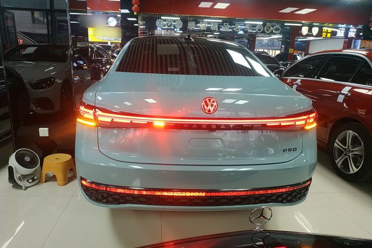 Used Volkswagen Passat 2025 Pro 380TSI Starry Dragon Luxury Edition Rear