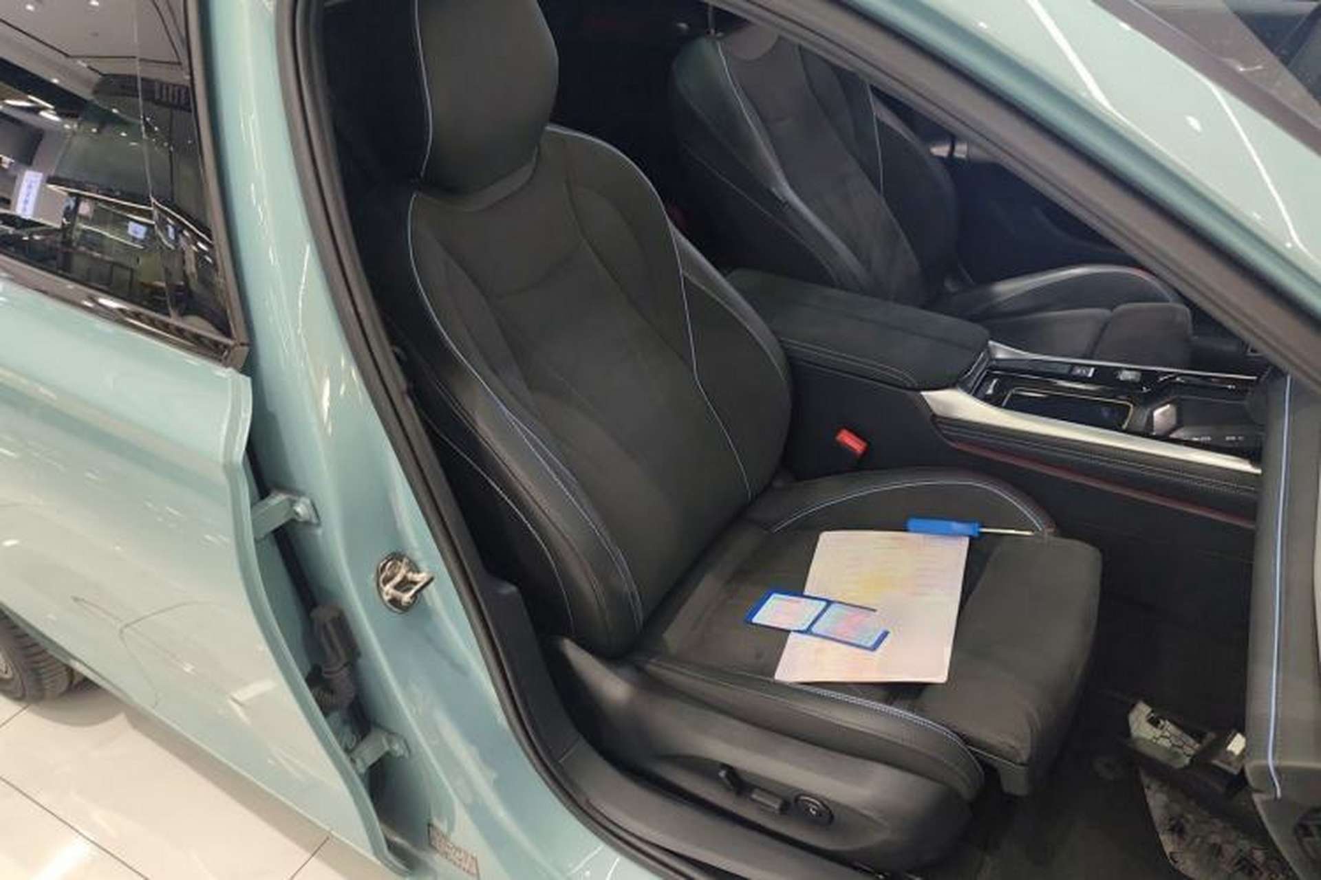 Used Volkswagen Passat 2025 Pro 380TSI Starry Dragon Luxury Edition Right Front Seat