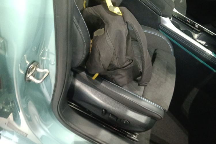 Used Volkswagen Passat 2025 Pro 380TSI Starry Dragon Luxury Edition Right Front Seat