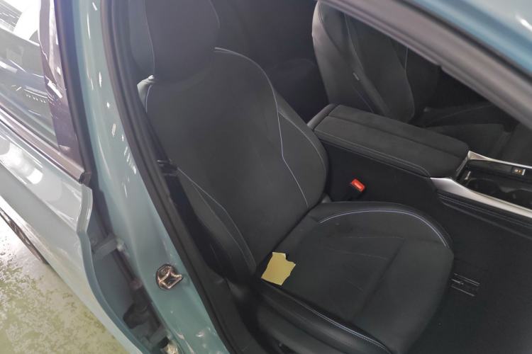 Used Volkswagen Passat 2025 Pro 380TSI Starry Dragon Luxury Edition Right Front Seat