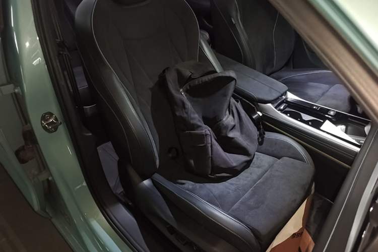 Used Volkswagen Passat 2025 Pro 380TSI Starry Dragon Luxury Edition Right Front Seat
