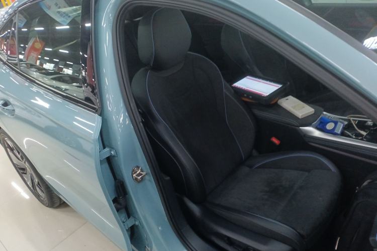 Used Volkswagen Passat 2025 Pro 380TSI Starry Dragon Luxury Edition Right Front Seat