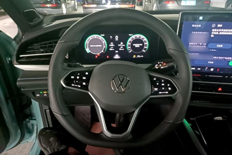 Used Volkswagen Passat 2025 Pro 380TSI Starry Dragon Luxury Edition Steering Wheel