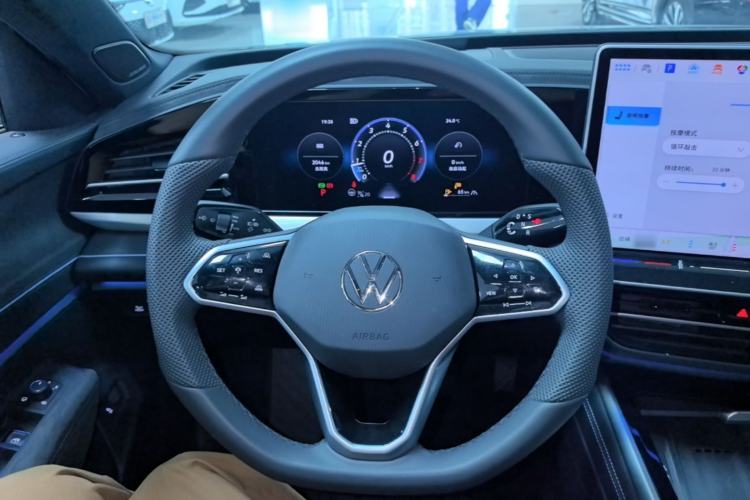 Used Volkswagen Passat 2025 Pro 380TSI Starry Dragon Luxury Edition Steering Wheel