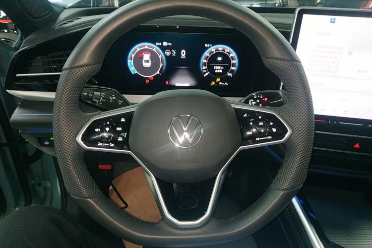 Used Volkswagen Passat 2025 Pro 380TSI Starry Dragon Luxury Edition Steering Wheel