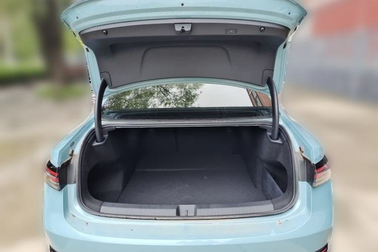 Used Volkswagen Passat 2025 Pro 380TSI Starry Dragon Luxury Edition Trunk