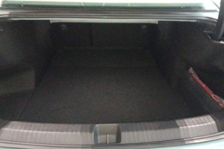 Used Volkswagen Passat 2025 Pro 380TSI Starry Dragon Luxury Edition Trunk