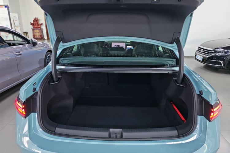 Used Volkswagen Passat 2025 Pro 380TSI Starry Dragon Luxury Edition Trunk
