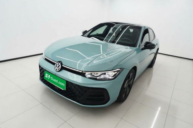 Ojetý Volkswagen Passat 2025 Pro 380TSI Starry Dragon Luxury Edition