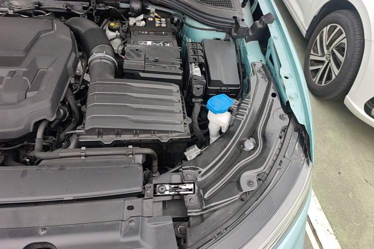 Used Volkswagen Passat 2025 Pro 380TSI Starry Dragon Luxury Edition Engine Bay Left