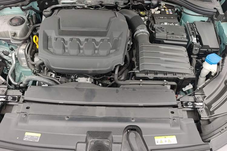 Used Volkswagen Passat 2025 Pro 380TSI Starry Dragon Luxury Edition Engine Bay
