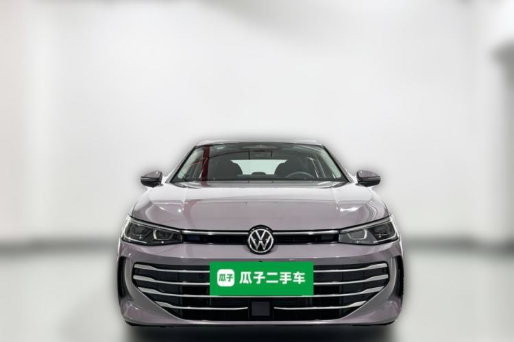 Used Volkswagen Passat 2025 Pro 380TSI Dragon Supreme Edition Front