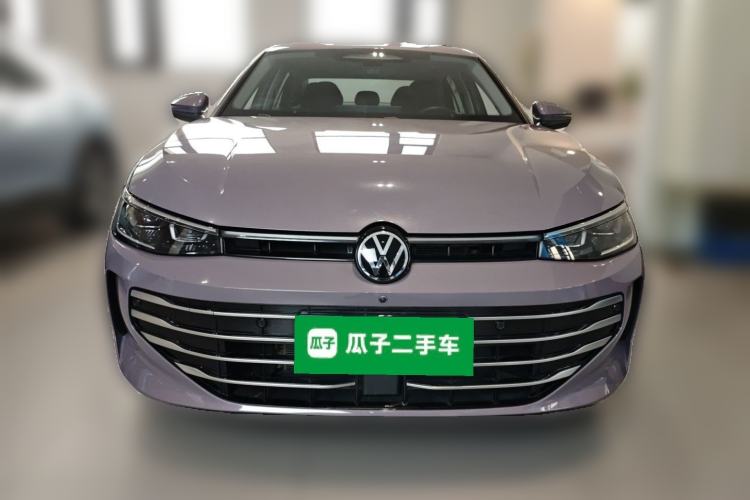 Used Volkswagen Passat 2025 Pro 380TSI Dragon Supreme Edition Front