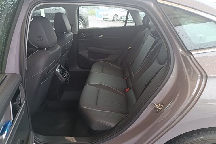 Used Volkswagen Passat 2025 Pro 380TSI Dragon Supreme Edition Left Rear Seat