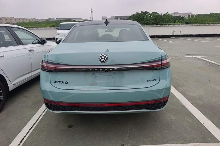 Used Volkswagen Passat 2025 Pro 380TSI Starry Dragon Luxury Edition Rear