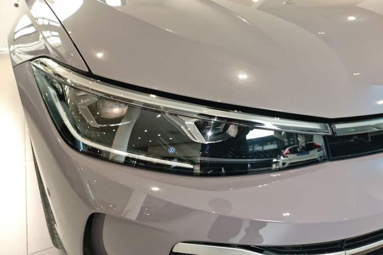 Used Volkswagen Passat 2025 Pro 380TSI Dragon Supreme Edition Right Front Headlight