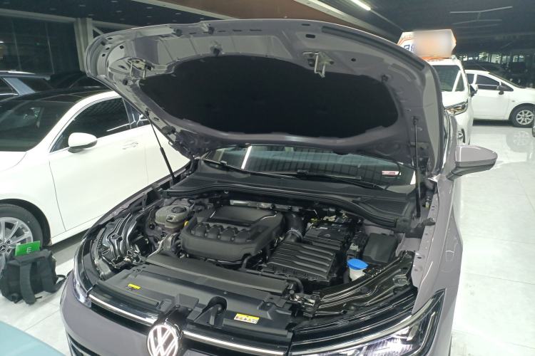 Used Volkswagen Passat 2025 Pro 380TSI Dragon Edition Engine Bay