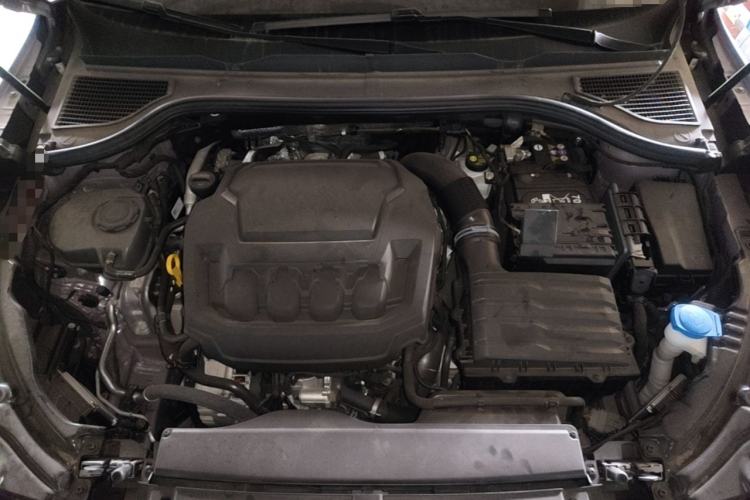 Used Volkswagen Passat 2025 Pro 380TSI Dragon Supreme Edition Engine Bay