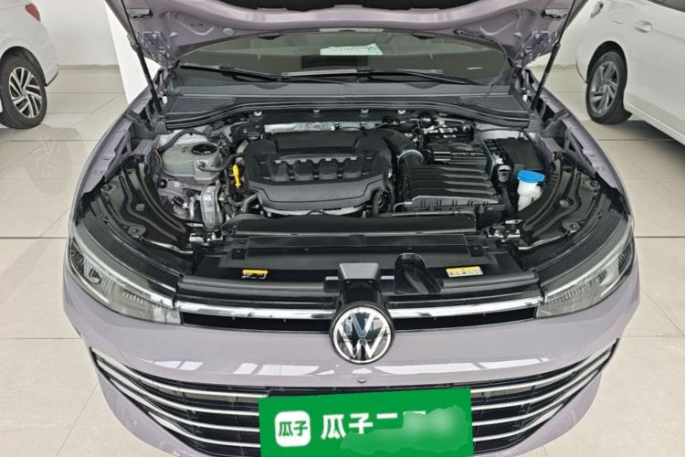 Used Volkswagen Passat 2025 Pro 380TSI Dragon Supreme Edition Engine Bay