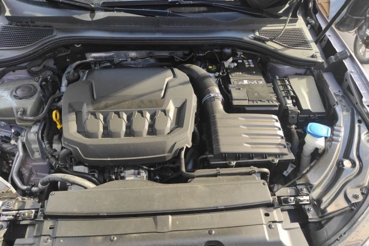 Used Volkswagen Passat 2025 Pro 380TSI Dragon Supreme Edition Engine Bay