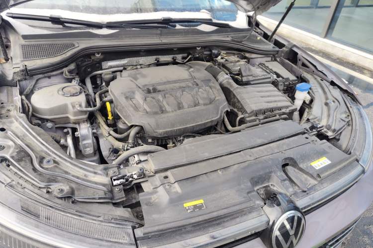 Used Volkswagen Passat 2025 Pro 380TSI Dragon Supreme Edition Engine Bay