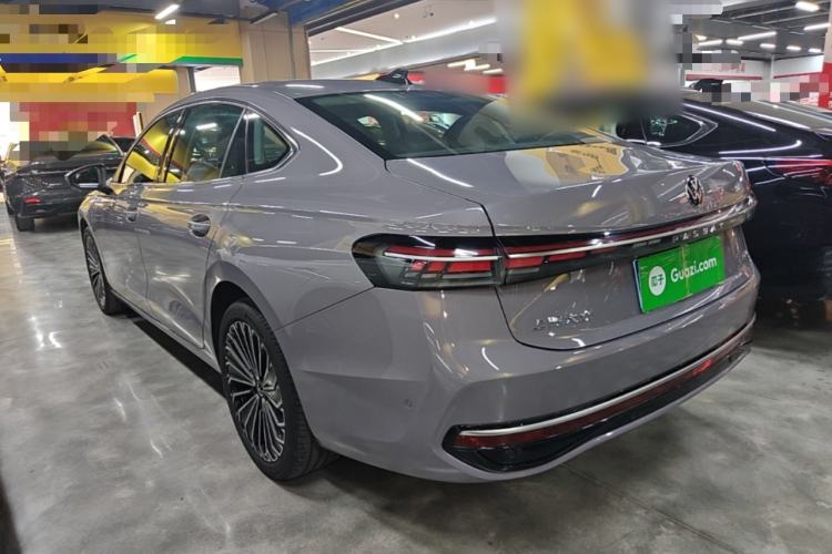 Used Volkswagen Passat 2025 Pro 380TSI Dragon Supreme Edition Exterior 2