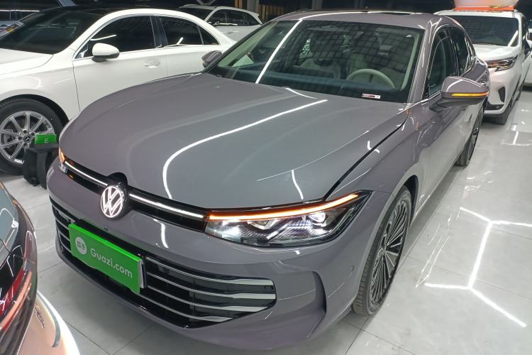 Used Volkswagen Passat 2025 Pro 380TSI Dragon Edition Front