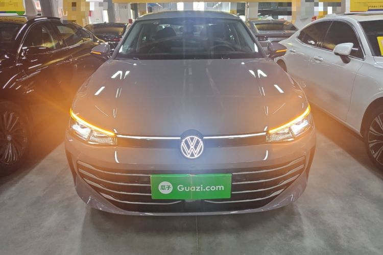 Used Volkswagen Passat 2025 Pro 380TSI Dragon Supreme Edition Front