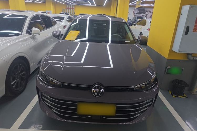 Used Volkswagen Passat 2025 Pro 380TSI Dragon Supreme Edition Front