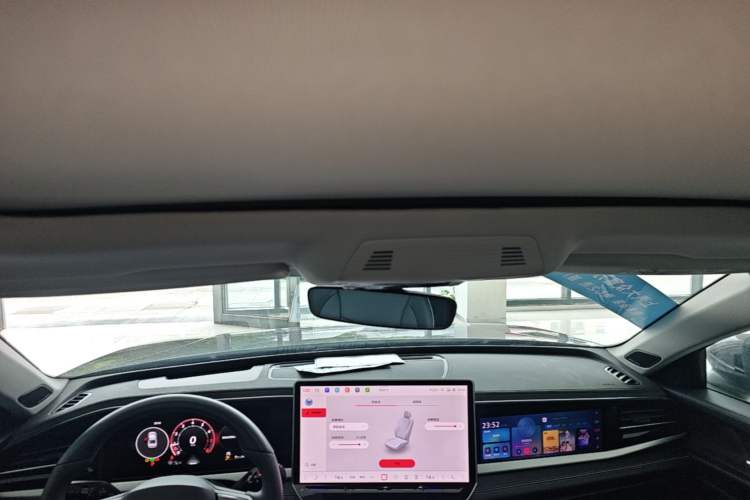 Used Volkswagen Passat 2025 Pro 380TSI Dragon Supreme Edition Headliner